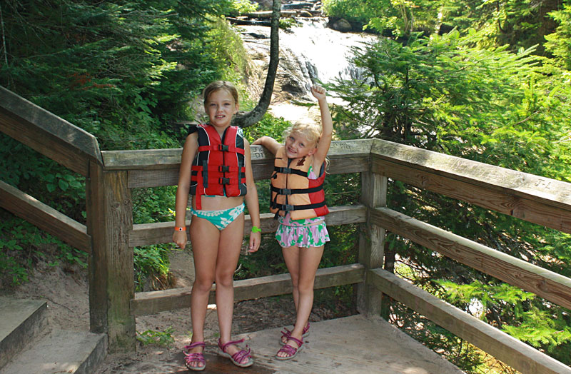 the girls looking at the Sable Falls